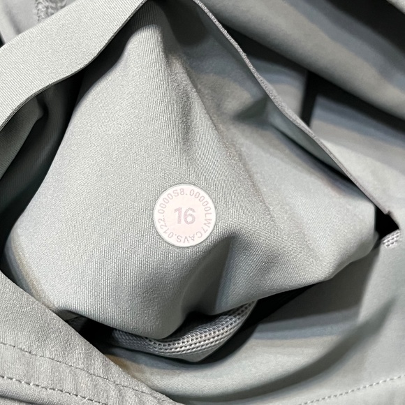 Lululemon Align High Rise Shorts 16 Blue Bike Stretch Athletic Workout - Picture 4 of 4